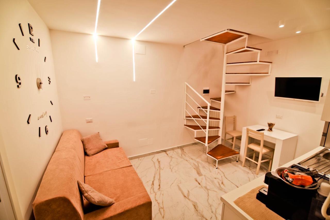 Casa Vacanze Mergellina 84 Chiaia, Stadio Maradona Lungomarecaracciolo Naples Exterior photo